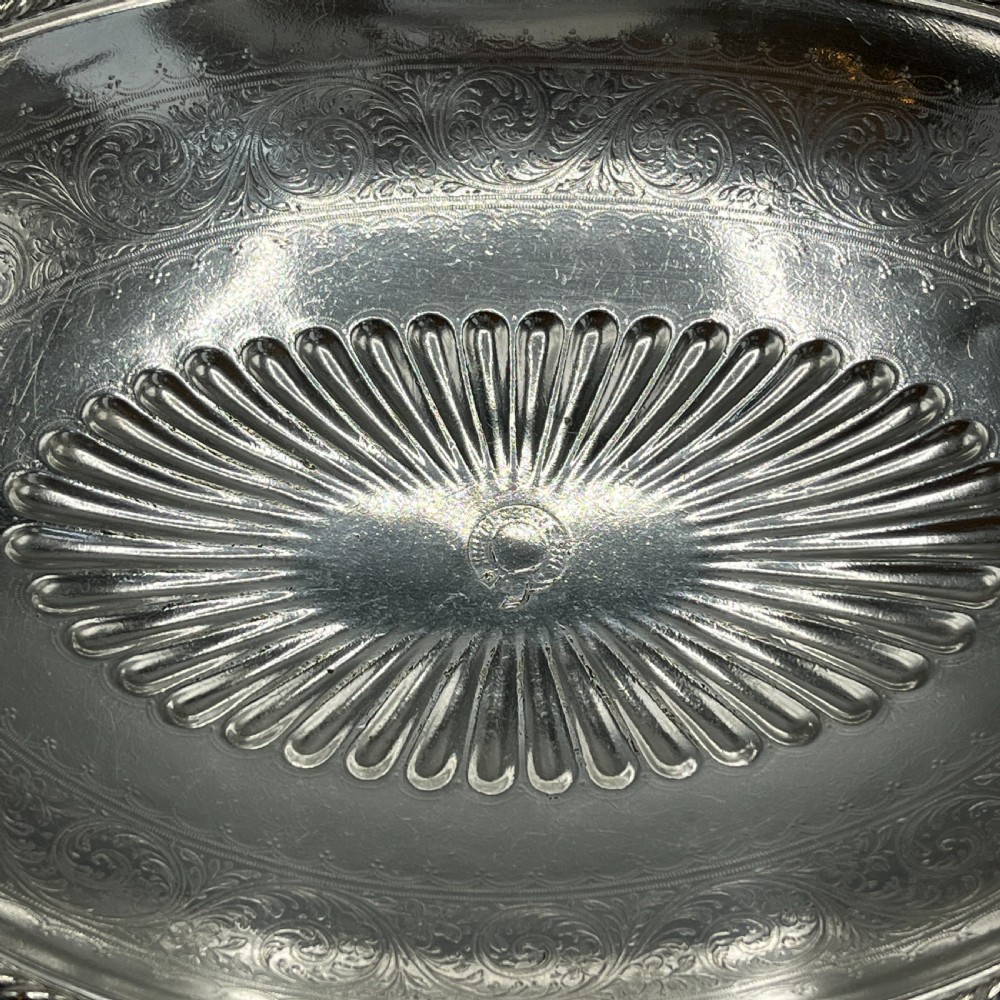 Edwardian Silver Plated Bread Basket / Fruit Bowl by Elkington & Co View XI