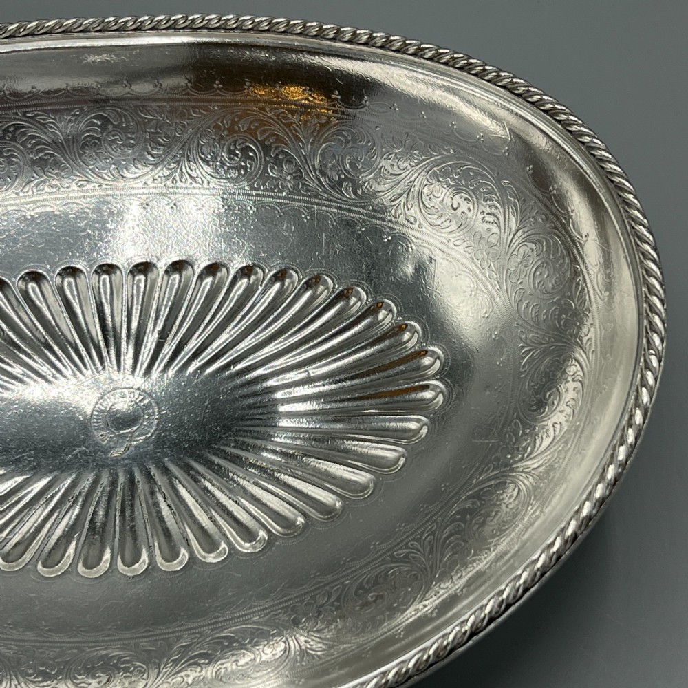Edwardian Silver Plated Bread Basket / Fruit Bowl by Elkington & Co View XII