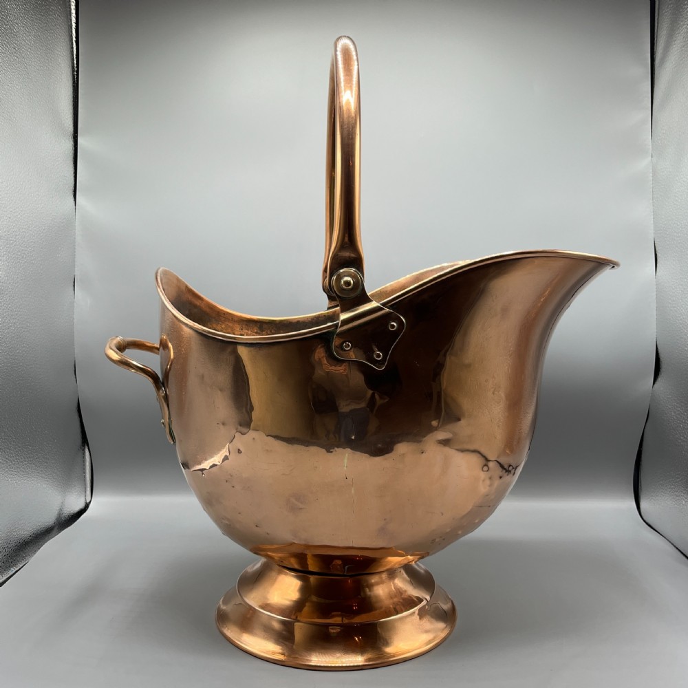Large Victorian Copper Helmet Coal Scuttle / Log Bin by Henry Loveridge & Co View VIII