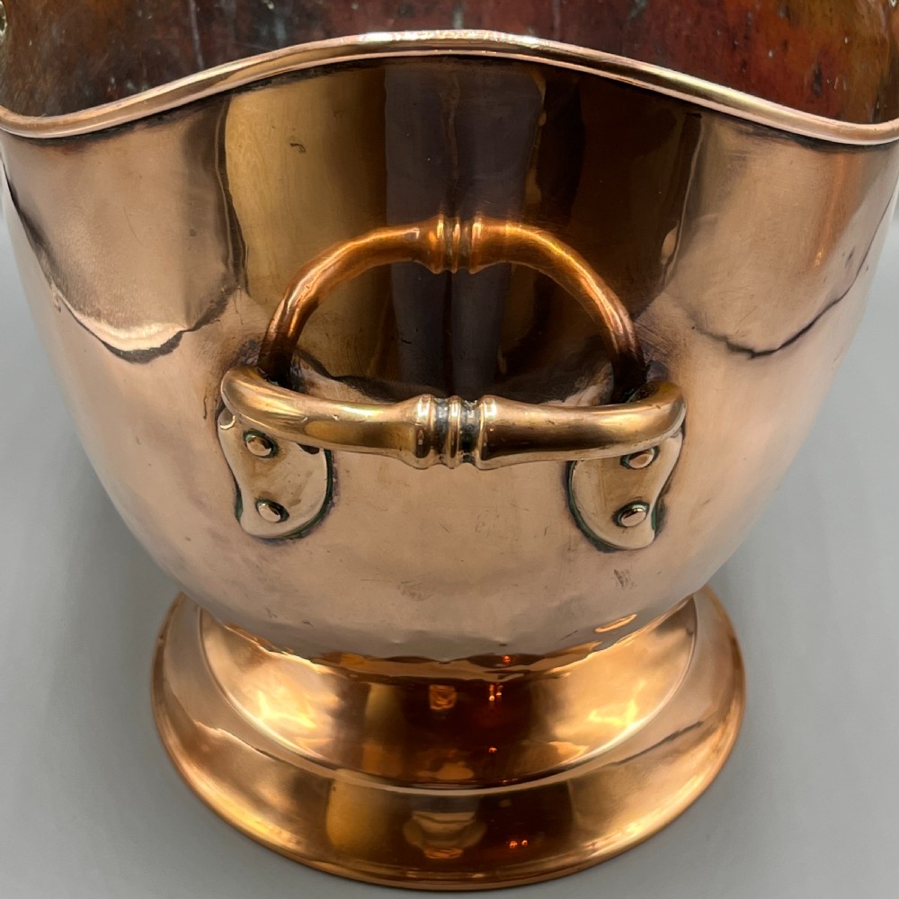 Large Victorian Copper Helmet Coal Scuttle / Log Bin by Henry Loveridge & Co View X