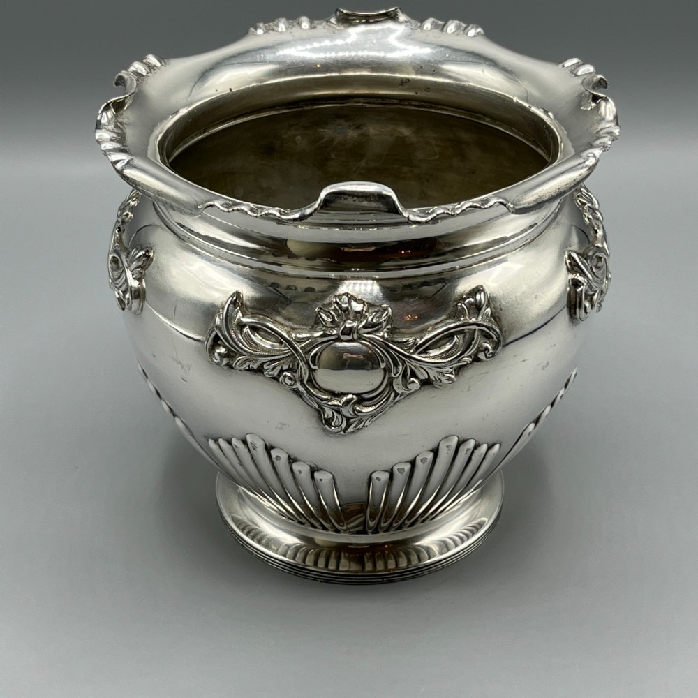 Walker & Hall Silver Plated Jardiniere Planter View IV