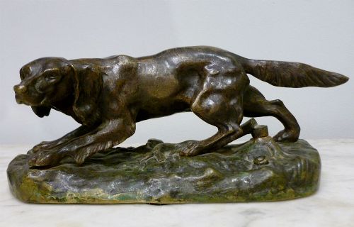 Bronze Sculpture of a Shooting Dog - 19th Century