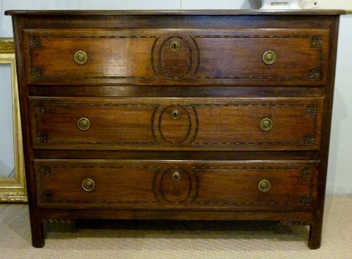 Antique Chest of Drawers