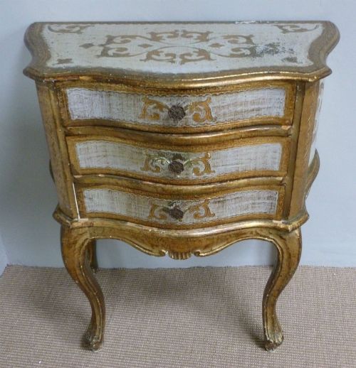 Italian Commode