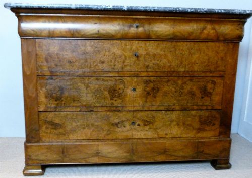 French 19th Century Burr Walnut Commode