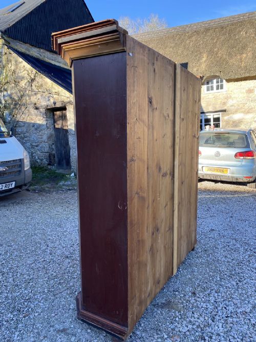 PAINTED NORTHERN EUROPEAN ARMOIRE - ADDITIONAL PHOTO 3