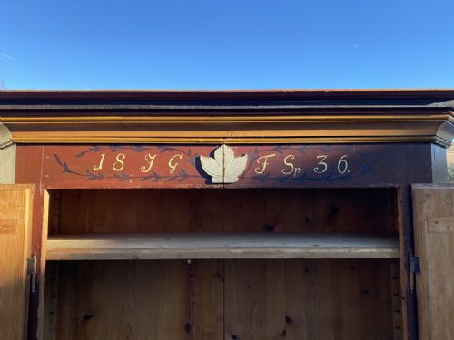 PAINTED NORTHERN EUROPEAN ARMOIRE - ADDITIONAL PHOTO 4
