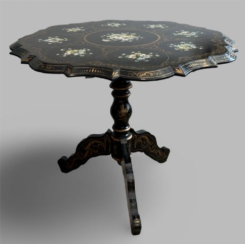 Ebonised Painted Gueridon Table
