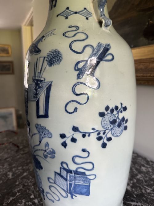 TALL CHINESE VASE - ADDITIONAL PHOTO 3