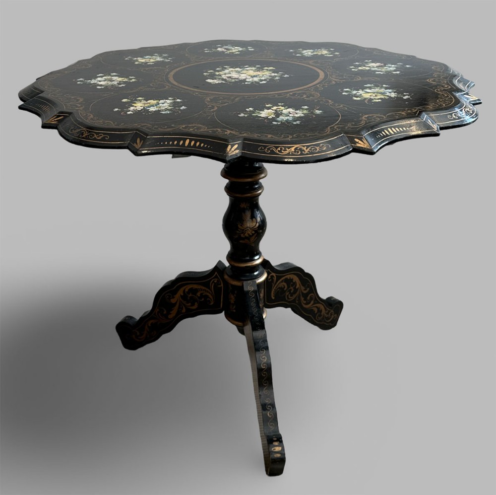 Ebonised Painted Gueridon Table