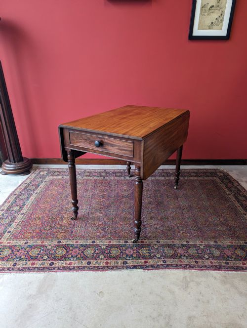 Antique Victorian Mahogany Pembroke Table