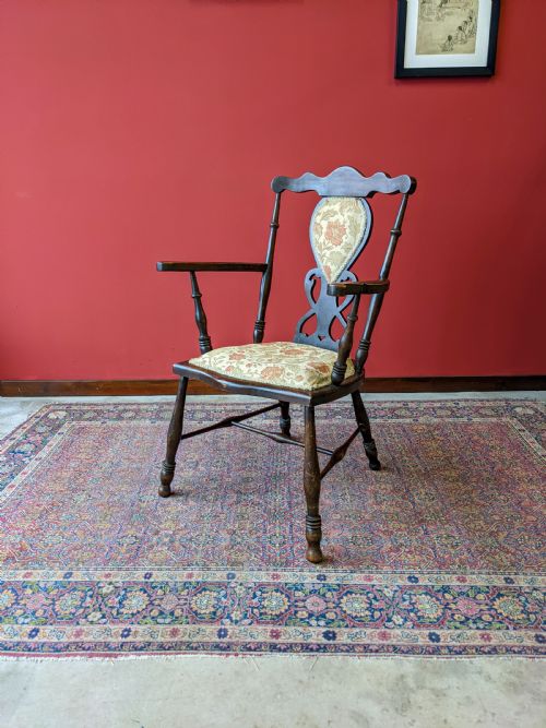 Antique 19th Century Welsh Elm Elbow Chair