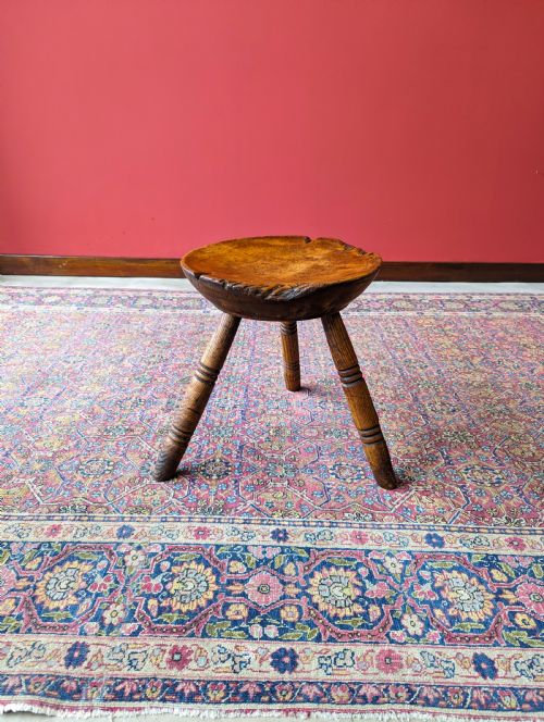 Antique Welsh Georgian Dish Seat Tripod Milking Stool