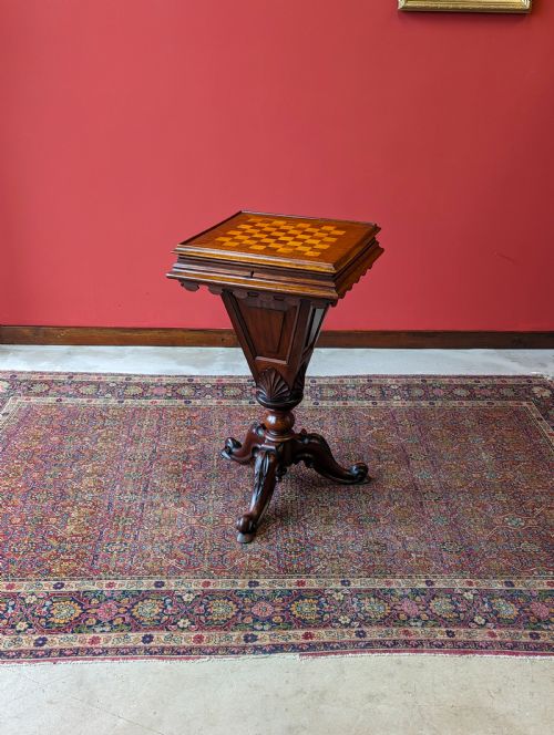 Antique Victorian Mahogany Games Table / Chess Table