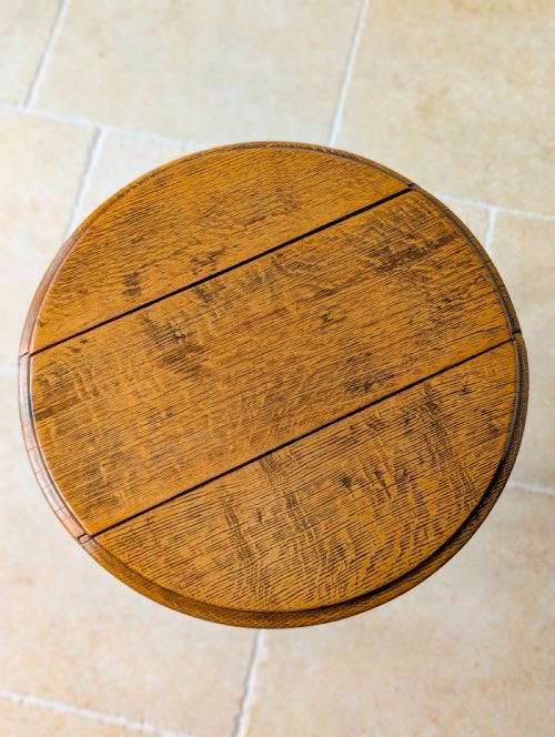 fig 1. Antique Edwardian Oak Circular Pub Table by Gaskell & Chambers c.1910