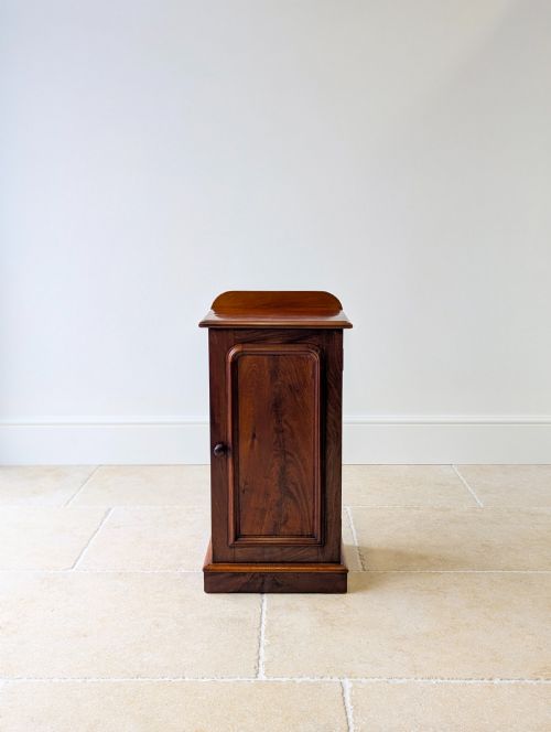 fig 1. Antique Victorian Mahogany Bedside Cabinet c.1880