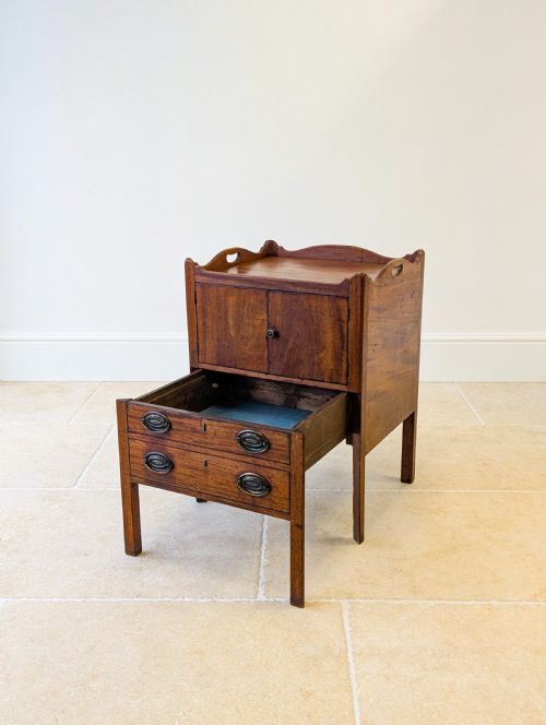 fig 1. Antique George III Mahogany Bedside Commode c.1800