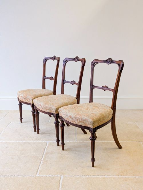 SET OF THREE ANTIQUE VICTORIAN MAHOGANY SIDE CHAIRS C1890 - ADDITIONAL PHOTO 4