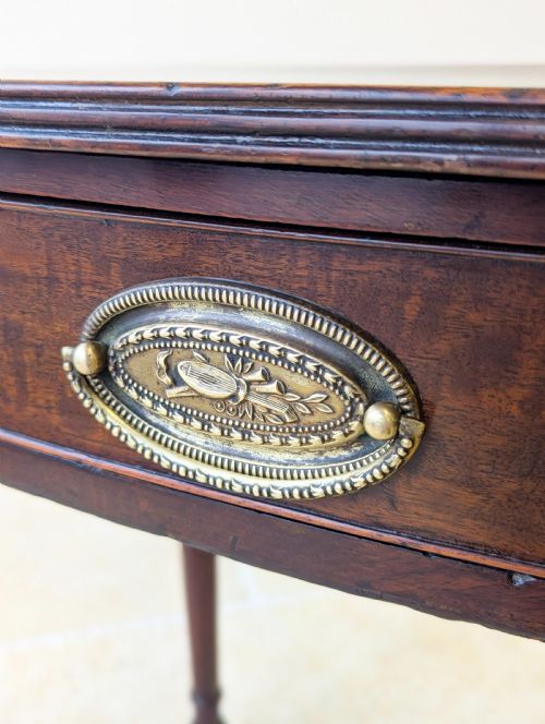ANTIQUE GEORGIAN MAHOGANY BOWFRONT WRITING TABLE C1810 - ADDITIONAL PHOTO 5