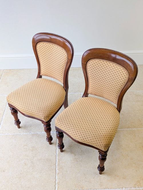 PAIR OF ANTIQUE VICTORIAN WALNUT SIDE CHAIRS C1860 - ADDITIONAL PHOTO 3