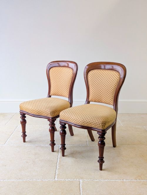 PAIR OF ANTIQUE VICTORIAN WALNUT SIDE CHAIRS C1860 - ADDITIONAL PHOTO 5