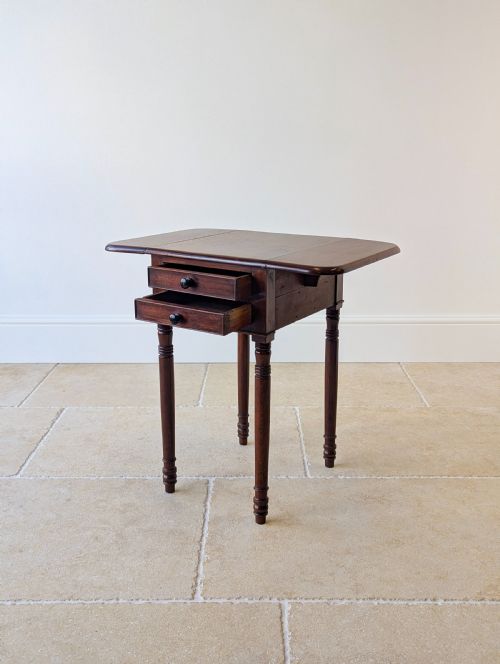 ANTIQUE EARLY VICTORIAN MAHOGANY PEMBROKE WORK TABLE C1850 - ADDITIONAL PHOTO 13