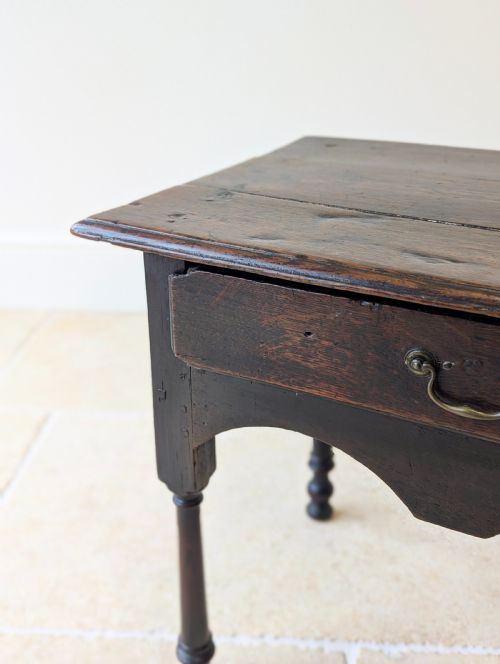 ANTIQUE GEORGIAN OAK LOWBOY C1800 - ADDITIONAL PHOTO 4