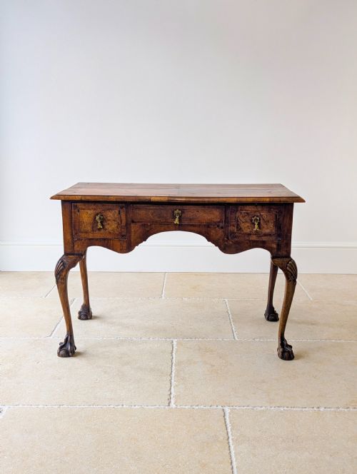 fig 2. Antique George II Walnut Lowboy c.1730