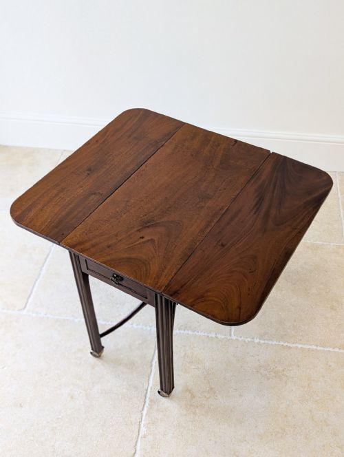 ANTIQUE REGENCY MAHOGANY PEMBROKE TABLE C1820 - ADDITIONAL PHOTO 3
