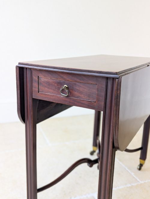 ANTIQUE REGENCY MAHOGANY PEMBROKE TABLE C1820 - ADDITIONAL PHOTO 4