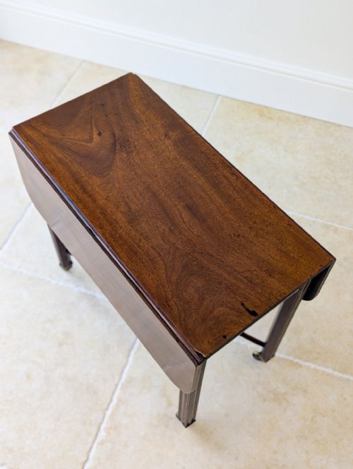 ANTIQUE REGENCY MAHOGANY PEMBROKE TABLE C1820 - ADDITIONAL PHOTO 5