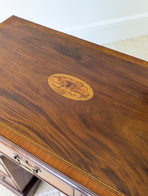 ANTIQUE GEORGIAN SHERATON MAHOGANY KNEEHOLE DESK C1790 - ADDITIONAL PHOTO 7
