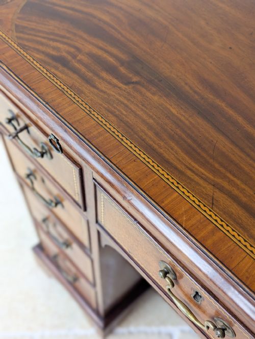 ANTIQUE GEORGIAN SHERATON MAHOGANY KNEEHOLE DESK C1790 - ADDITIONAL PHOTO 11