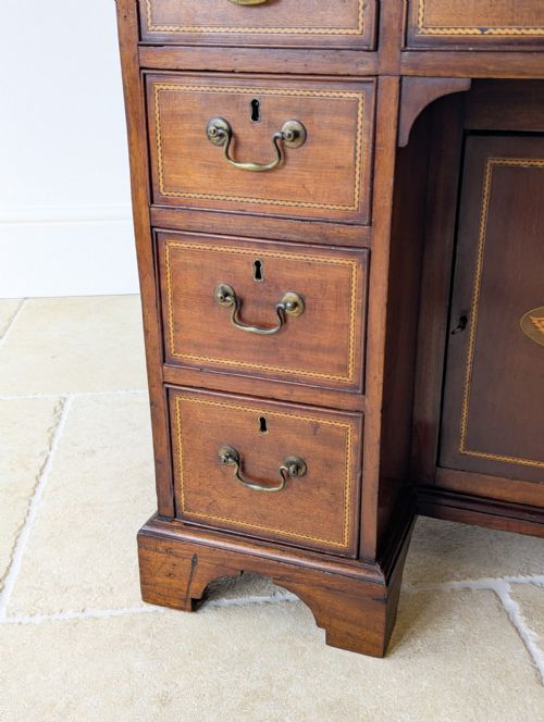 ANTIQUE GEORGIAN SHERATON MAHOGANY KNEEHOLE DESK C1790 - ADDITIONAL PHOTO 14