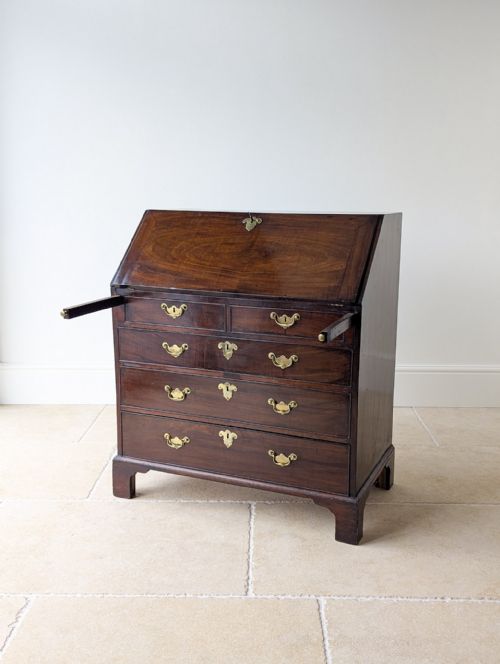 ANTIQUE GEORGE III MAHOGANY BUREAU C1770 - ADDITIONAL PHOTO 8