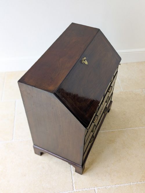 ANTIQUE GEORGE III MAHOGANY BUREAU C1770 - ADDITIONAL PHOTO 12