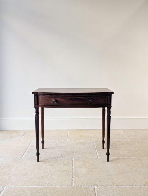 ANTIQUE REGENCY MAHOGANY BOWFRONTED SIDE TABLE C1820 - ADDITIONAL PHOTO 1