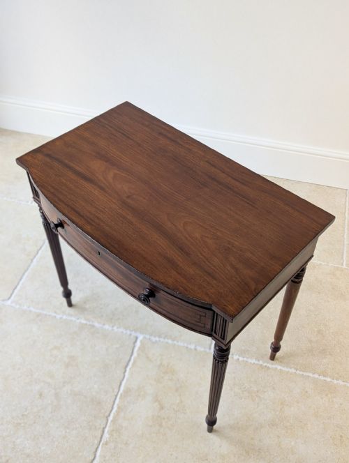ANTIQUE REGENCY MAHOGANY BOWFRONTED SIDE TABLE C1820 - ADDITIONAL PHOTO 2