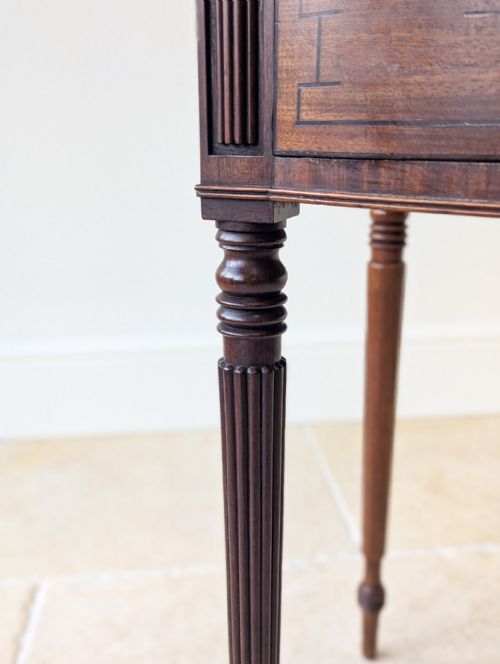 ANTIQUE REGENCY MAHOGANY BOWFRONTED SIDE TABLE C1820 - ADDITIONAL PHOTO 8