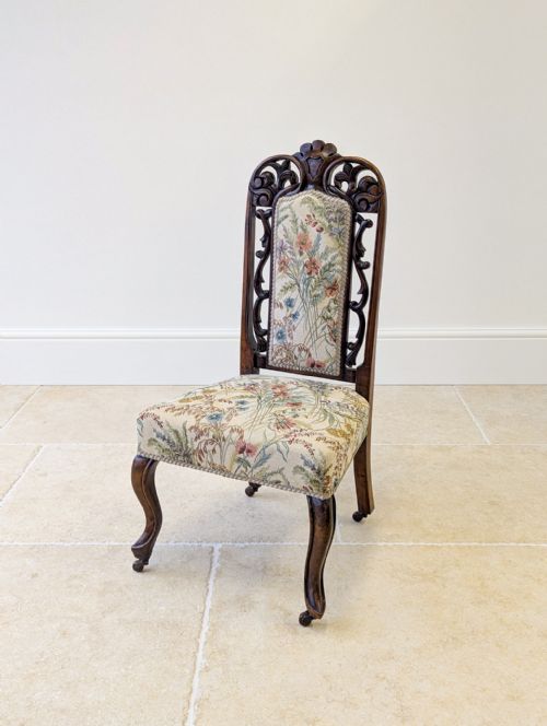 ANTIQUE VICTORIAN WALNUT SALON CHAIR C1880