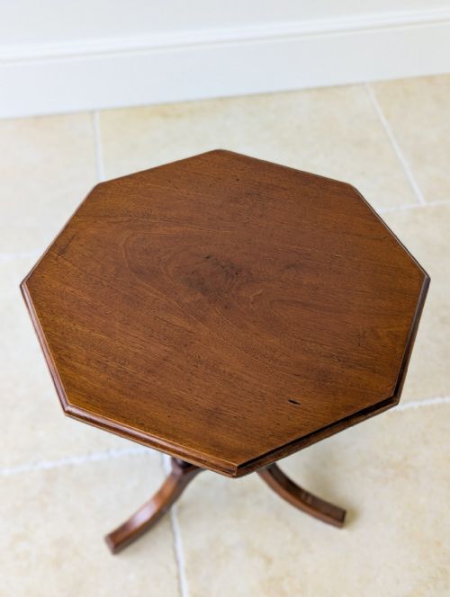 ANTIQUE REGENCY MAHOGANY OCTAGONAL OCCASIONAL TABLE C1820 - ADDITIONAL PHOTO 1