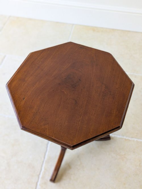 ANTIQUE REGENCY MAHOGANY OCTAGONAL OCCASIONAL TABLE C1820 - ADDITIONAL PHOTO 10