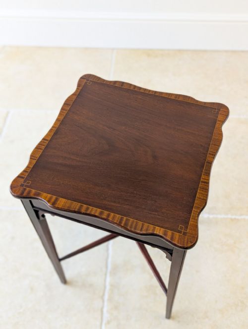 ANTIQUE EDWARDIAN MAHOGANY OCCASIONAL TABLE C1900 - ADDITIONAL PHOTO 11