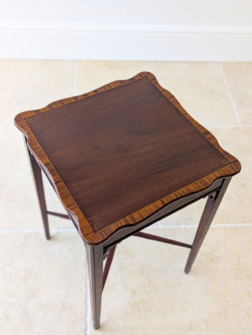 ANTIQUE EDWARDIAN MAHOGANY OCCASIONAL TABLE C1900 - ADDITIONAL PHOTO 16
