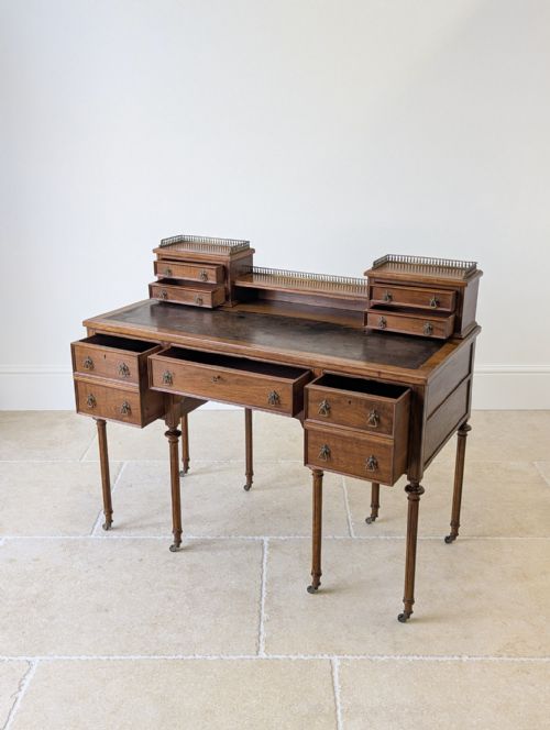ANTIQUE VICTORIAN WALNUT WRITING DESK C1880 - ADDITIONAL PHOTO 3
