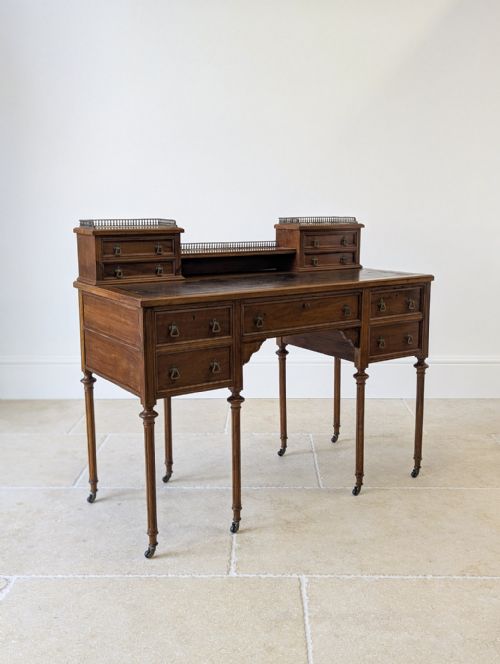 ANTIQUE VICTORIAN WALNUT WRITING DESK C1880 - ADDITIONAL PHOTO 9
