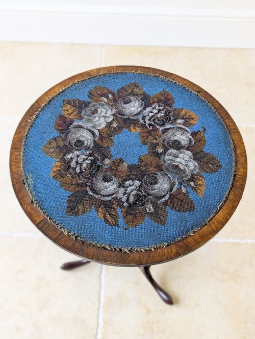ANTIQUE WILLIAM IV ROSEWOOD BEADWORK TRIPOD WINE TABLE C1830 - ADDITIONAL PHOTO 1