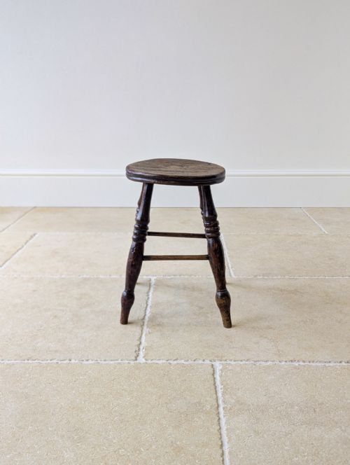 ANTIQUE EARLY VICTORIAN ELM BEECH COUNTRY STOOL C1850 - ADDITIONAL PHOTO 2