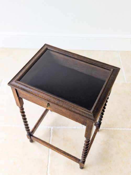 ANTIQUE OAK BIJOUTERIE TABLE C1920 - ADDITIONAL PHOTO 3