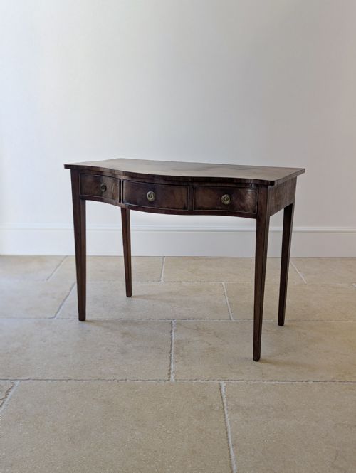 Antique Georgian Mahogany Serpentine Side Table C.1800